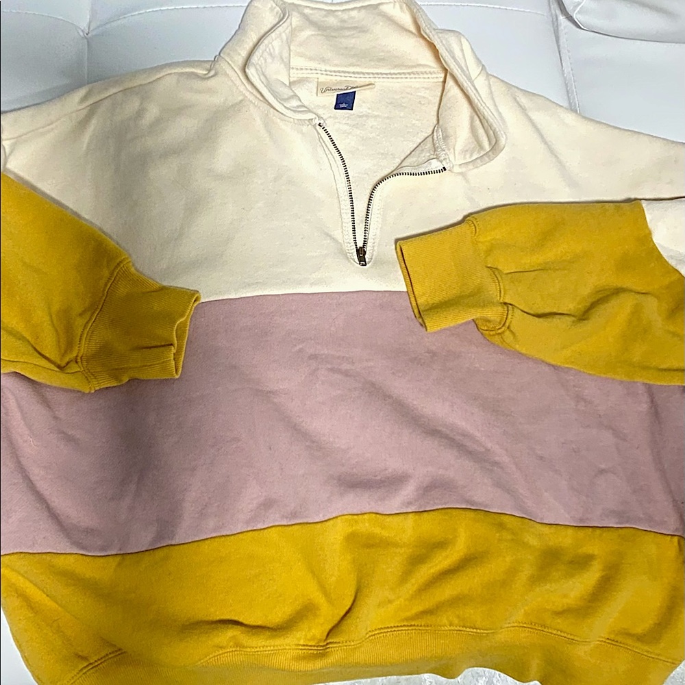 Fleece Collared Pullover
